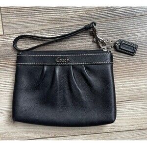 coach women’s Black leather wristlet Wallet